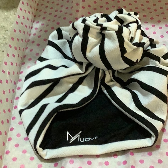 Striped Turban—Pre-tied Never Worn - Picture 3 of 4